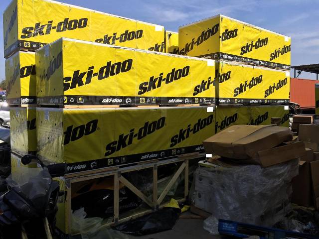 BRP Ski-Doo Skandic SWT 600. ,  ,   