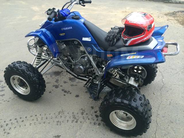 Yamaha Raptor 660. ,  \,   