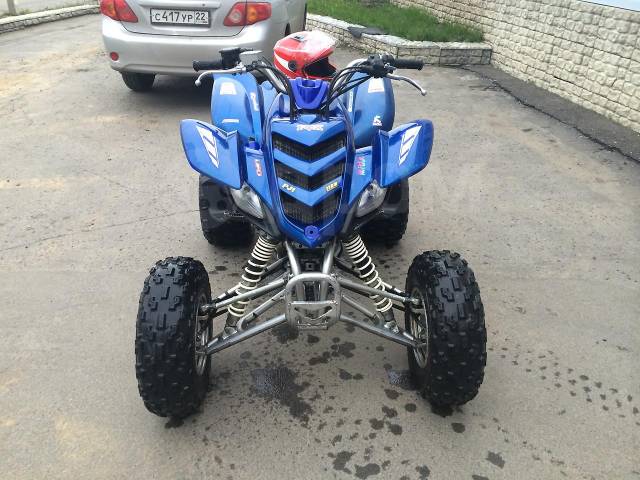 Yamaha Raptor 660. ,  \,   