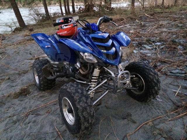 Yamaha Raptor 660. ,  \,   