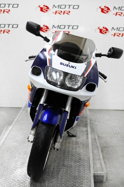 Suzuki GSX R750. 750. ., , ,   