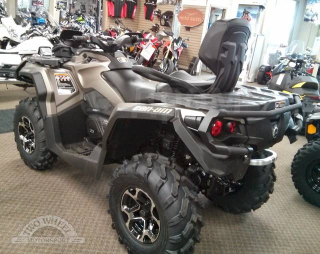 BRP Can-Am Outlander Max 1000.  \,  .     