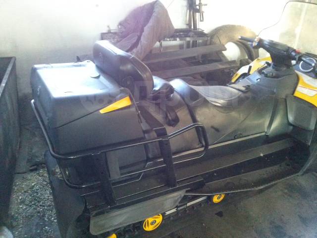 BRP Ski-Doo Skandic SWT V-800. ,  ,   