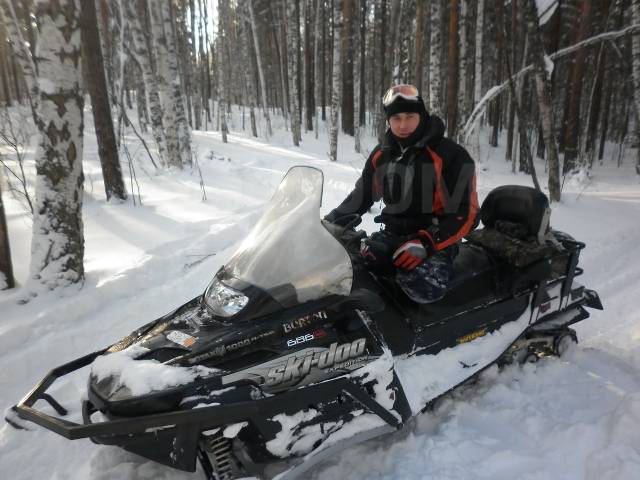 BRP Ski-Doo Expedition. ,  ,   