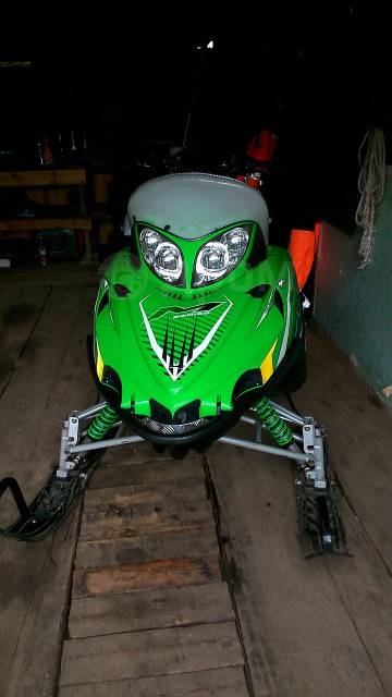 Arctic Cat M8. ,  ,   