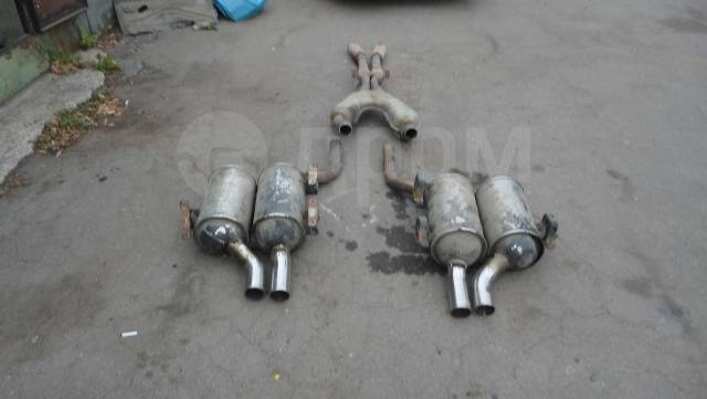 Выхлопная система Akrapovic.