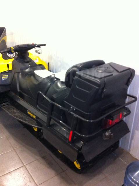 BRP Ski-Doo Skandic SWT V-800. ,  ,   