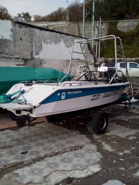 Nautique. 1996 ,  ,  