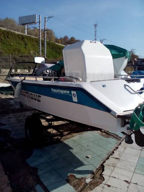 Nautique. 1996 ,  ,  