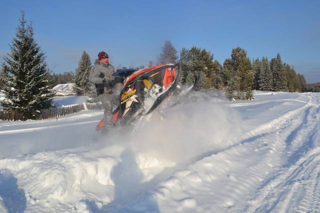 BRP Ski-Doo Summit Adrenaline 151 800R. ,  ,   