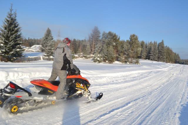 BRP Ski-Doo Summit Adrenaline 151 800R. ,  ,   