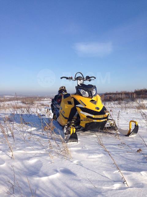 BRP Ski-Doo Summit Highmark 800. ,  ,  .    