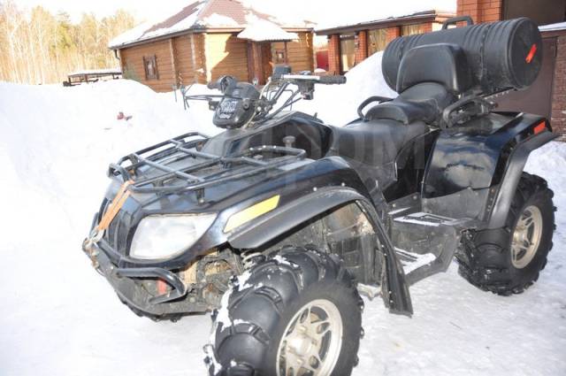 Arctic Cat 700. ,  \,   