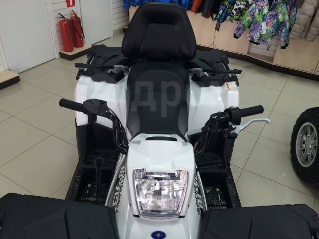 Polaris Sportsman Touring. ,  \,   