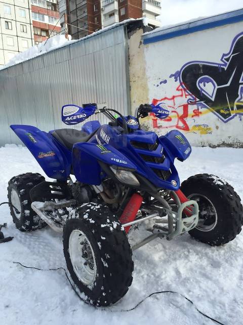 Yamaha Raptor 660. ,  \,   