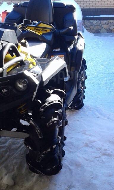 BRP Can-Am Outlander 1000. ,  \,   