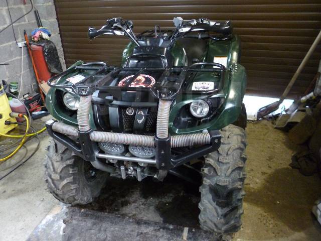 Yamaha Grizzly 660. ,  \,   