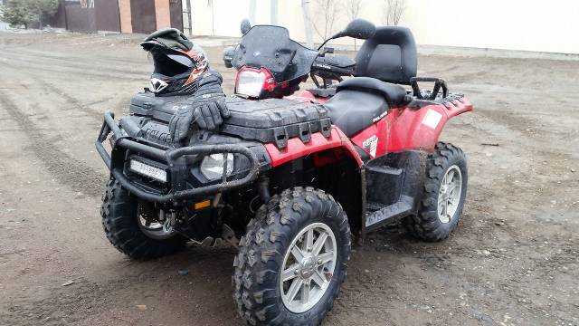 Polaris Sportsman Touring 850.  \,   