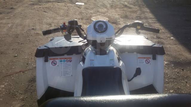 Polaris Sportsman Touring. ,  \,   