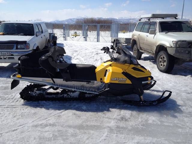 Brp ski doo tundra