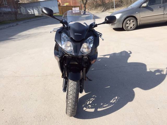 Honda VFR 800. 800. ., , ,  .     