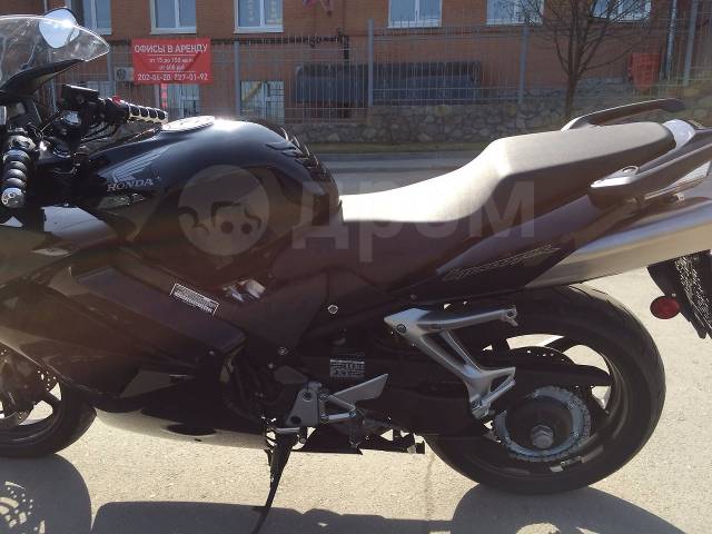 Honda VFR 800. 800. ., , ,  .     