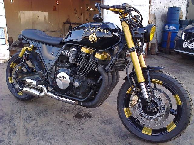 Yamaha XJR 1200 Cafe Racer
