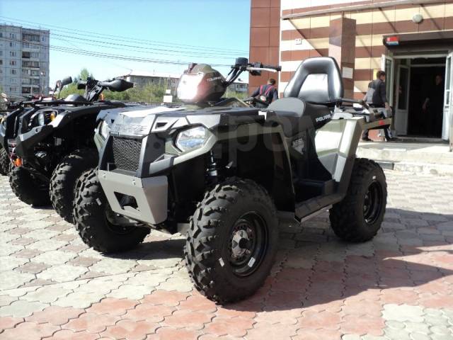 Polaris Sportsman Touring. ,  \,   