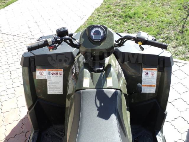 Polaris Sportsman Touring. ,  \,   