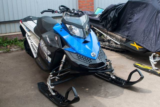 BRP Ski-Doo Summit Everest 146 800R. ,  ,   