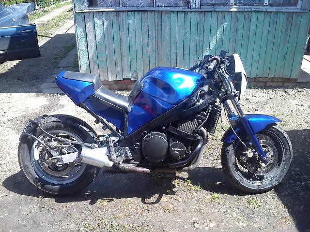 Suzuki GSX 1100F. 1 127. ., , ,   