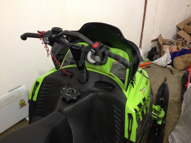 Arctic Cat Crossfire 8. ,  ,   