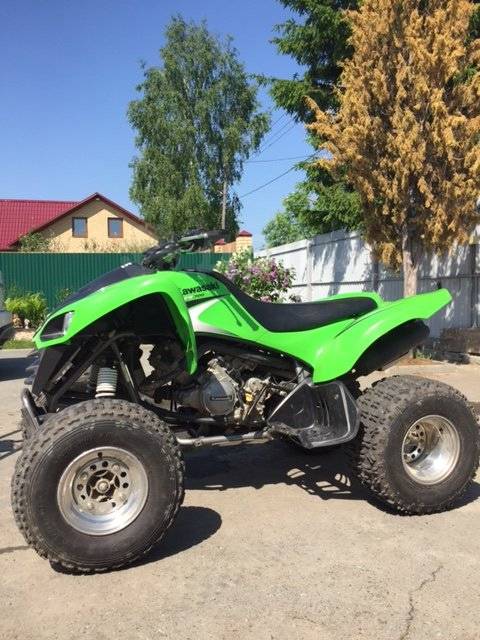 Kawasaki KFX 700. ,  \,   