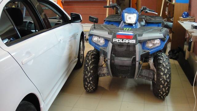 Polaris Sportsman 400. ,  \,   