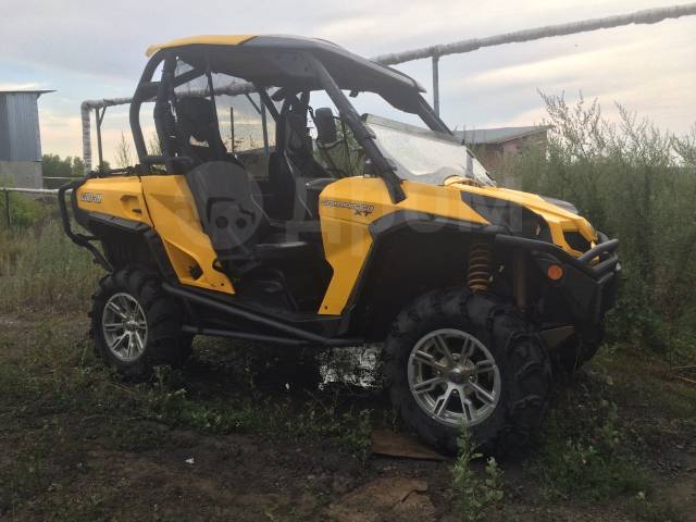 BRP Can-Am Commander XT. ,  \,   