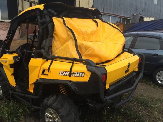 BRP Can-Am Commander XT. ,  \,   