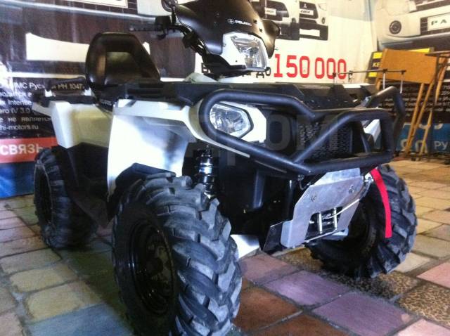 Polaris Sportsman Touring. ,  \,   