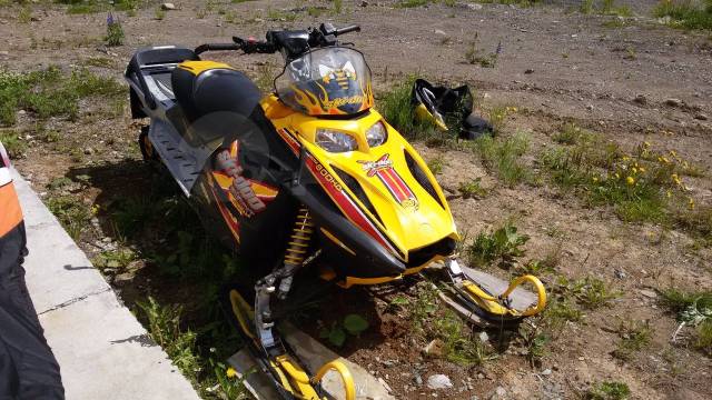 BRP Ski-Doo Summit Highmark X 800. ,  ,   