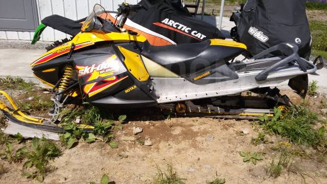 BRP Ski-Doo Summit Highmark X 800. ,  ,   