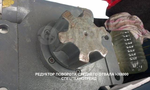 Үлкен кеуделі ана порно видеода ұлын трахает етті.