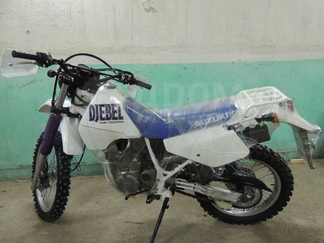 Кофр на Suzuki Djebel 250