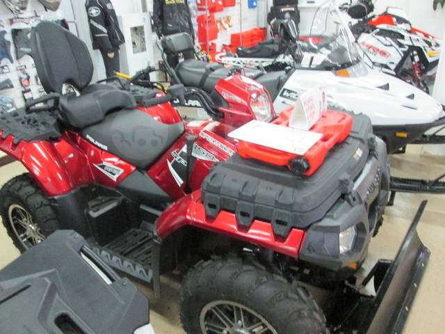 Polaris Sportsman Touring 850. ,  \,   