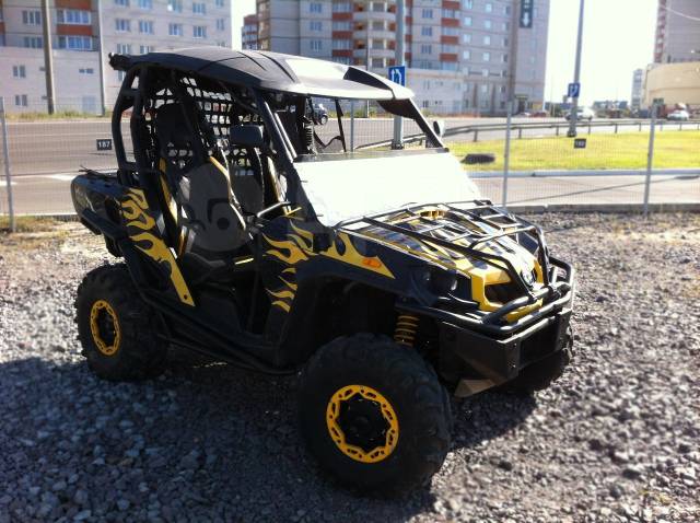 BRP Can-Am Commander 1000. ,  \,   