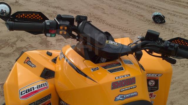 BRP Can-Am Renegade 800. ,  \,   