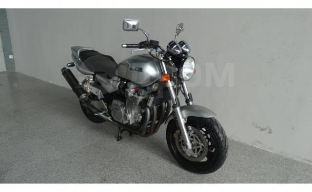 Yamaha XJR 1300 