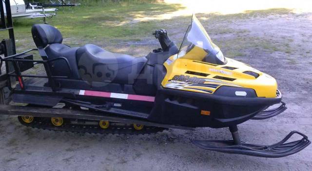 BRP Ski-Doo Skandic SWT V-800. ,  ,   