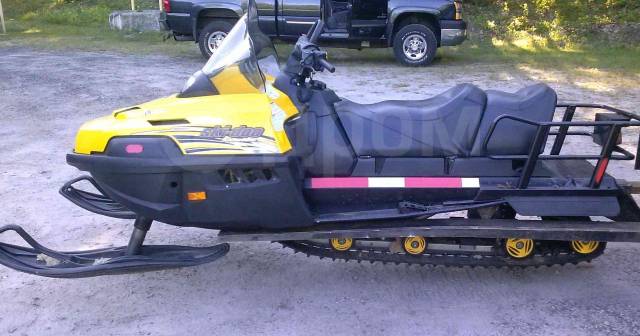 BRP Ski-Doo Skandic SWT V-800. ,  ,   