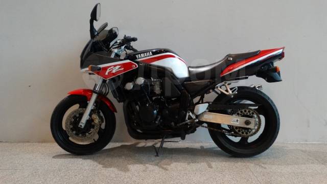 Yamaha FZ 400 