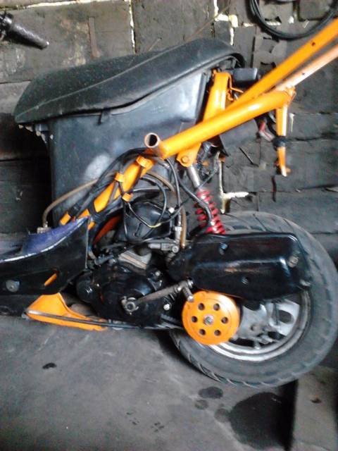 Honda Dio af 27 стант