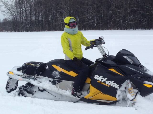 BRP Ski-Doo Summit SP 600 H.O. E-TEC 146. ,  ,   